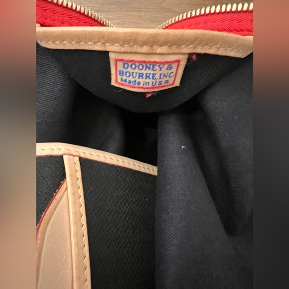 VINTAGE RARE red and leather Dooney and Bourke handbag with crossbody strap - Picture 11 of 16